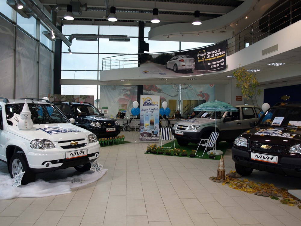 Chevrolet Niva в автосалоне