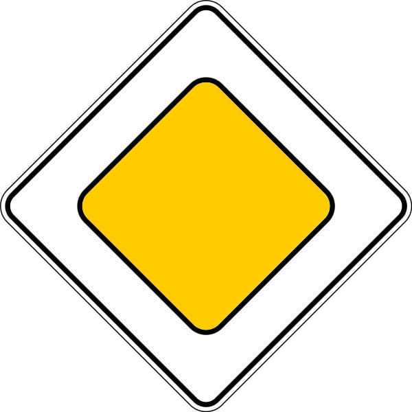 Знак пересечение с главной дорогой картинка